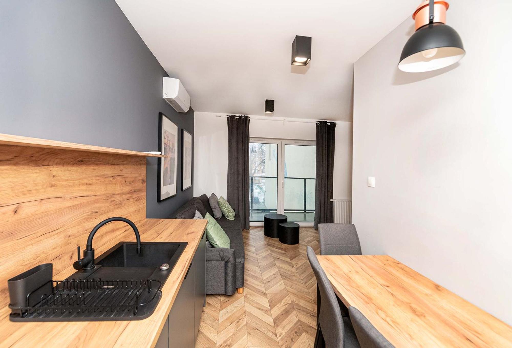 City Host Wolczanska Lodž Exteriér fotografie